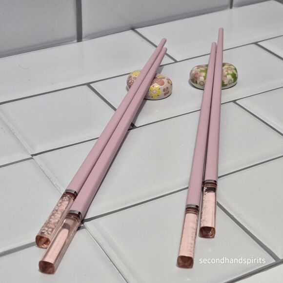 2 Sets of Pink Chopsticks And Coordinating Rests GIFT BAGGED - Picture 9 of 11